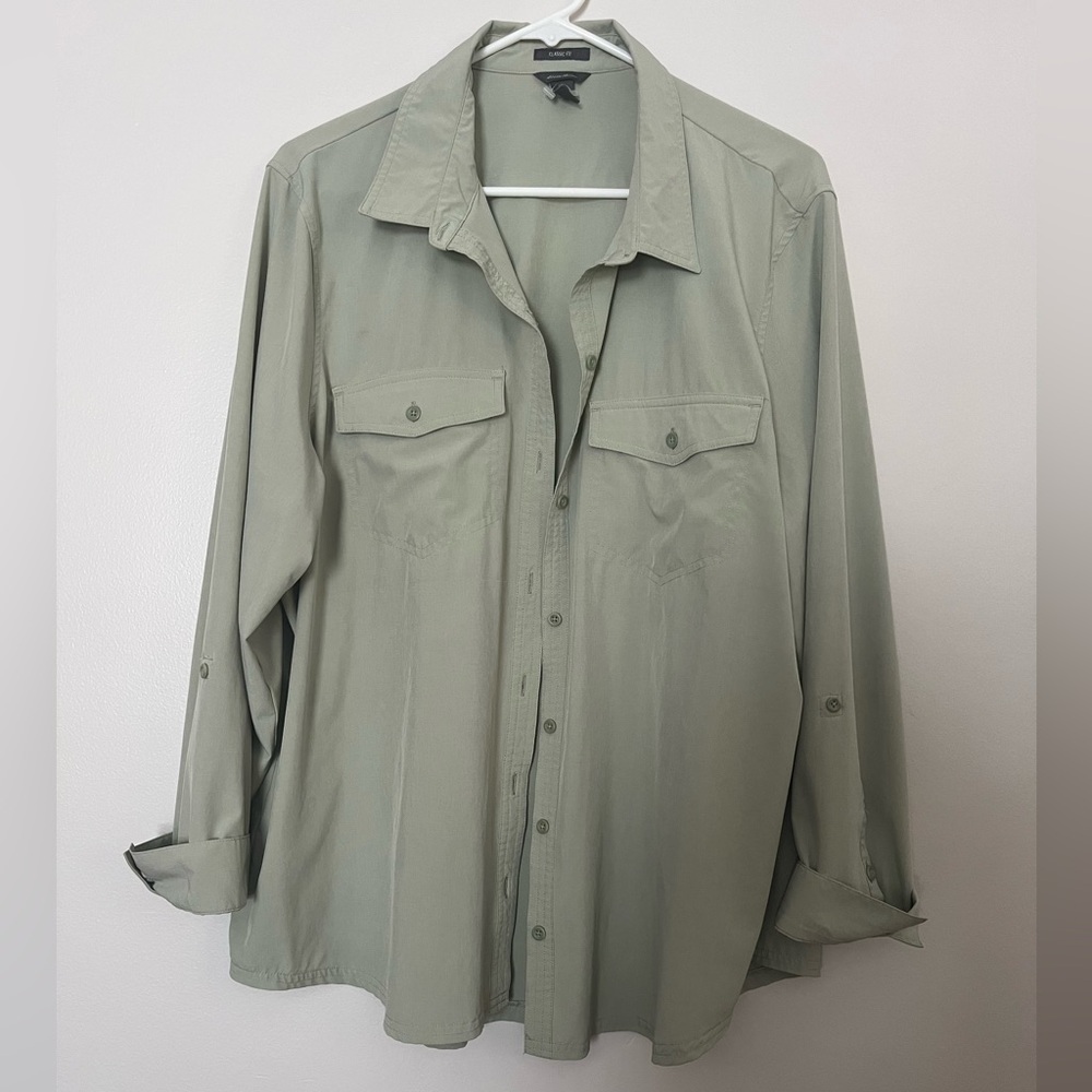 Women’s Light Green Eddie Bauer Button Down Shirt